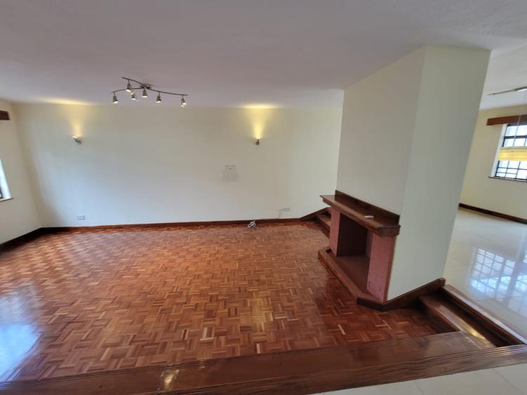4 Bed House with En Suite at Lavington - View 5