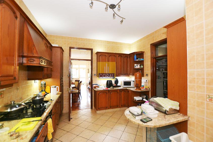4 Bed Apartment in Rhapta Road - Vista 5