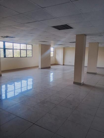 Office with Backup Generator in Kilimani - Aanzicht 4