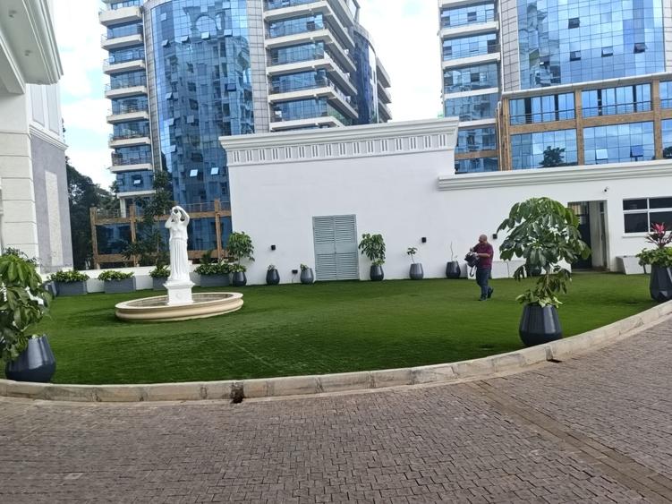 Serviced 3 Bed Apartment with En Suite at Collosium - Widok 4