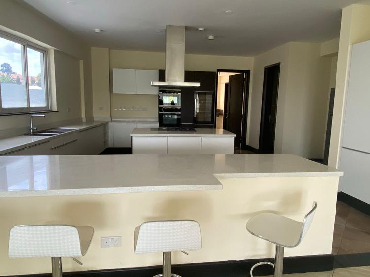 3 Bed Apartment with En Suite at Westlands - Vista 3