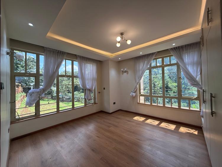 6 Bed House with En Suite in Nyari - Ansicht 6