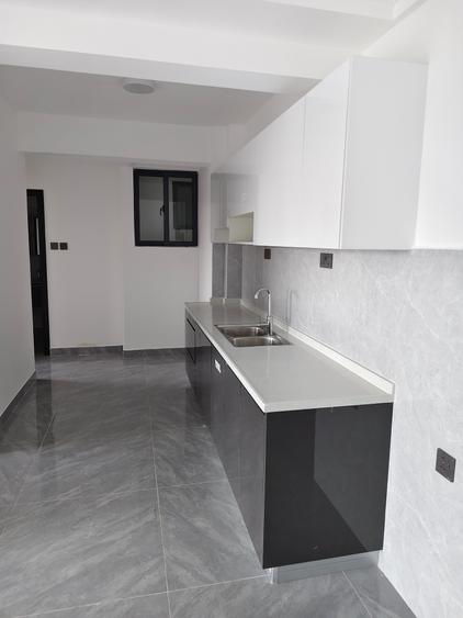 1 Bed Apartment with Staff Quarters in Kilimani - Widok 3