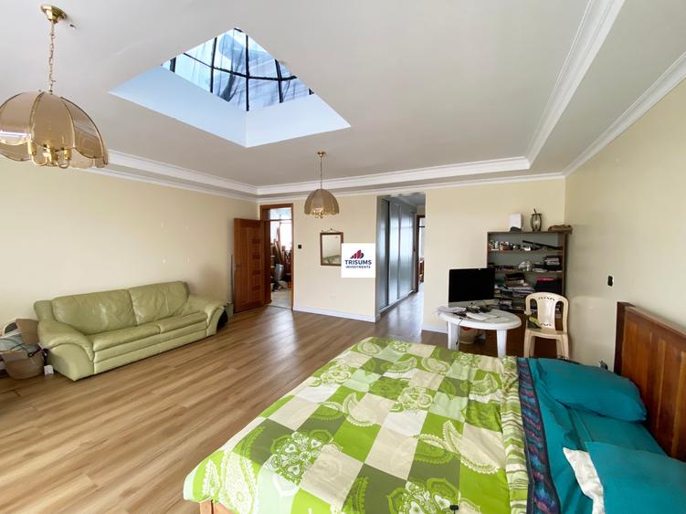 4 Bed Villa with En Suite in Loresho - Mehr