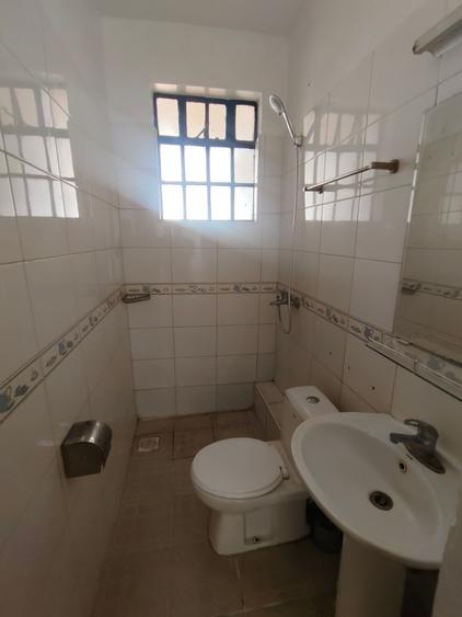 4 Bed Apartment with Swimming Pool in Kileleshwa - Más