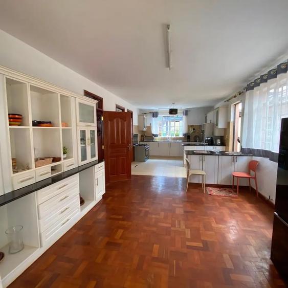 4 Bed Townhouse with En Suite in Runda - Vista 3