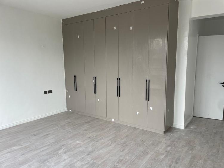 3 Bed Apartment with Backup Generator in Parklands - Więcej