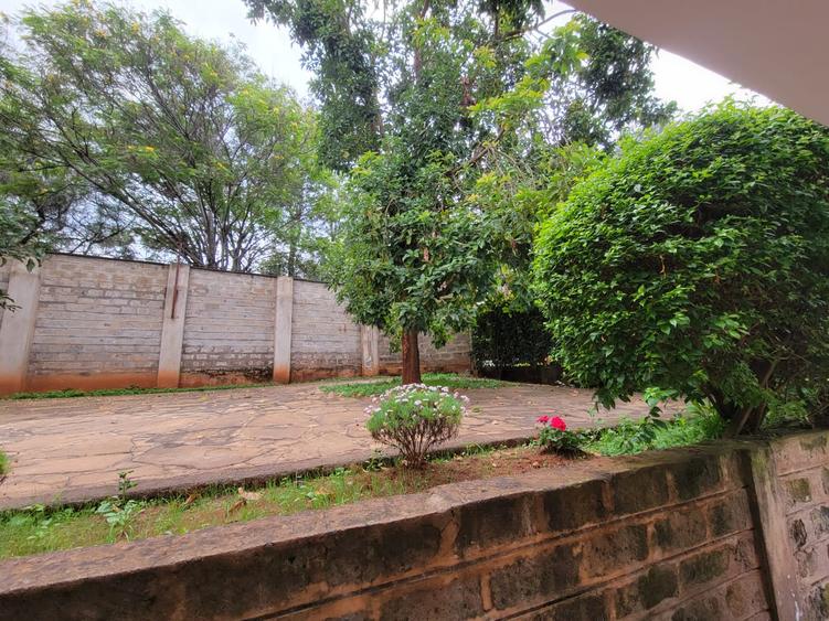 4 Bed House with En Suite at Lavington - View 2
