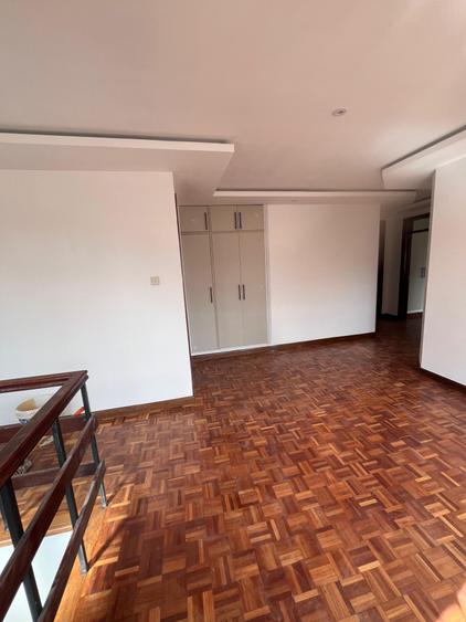 4 Bed Townhouse with Staff Quarters in Lavington - Bild 4
