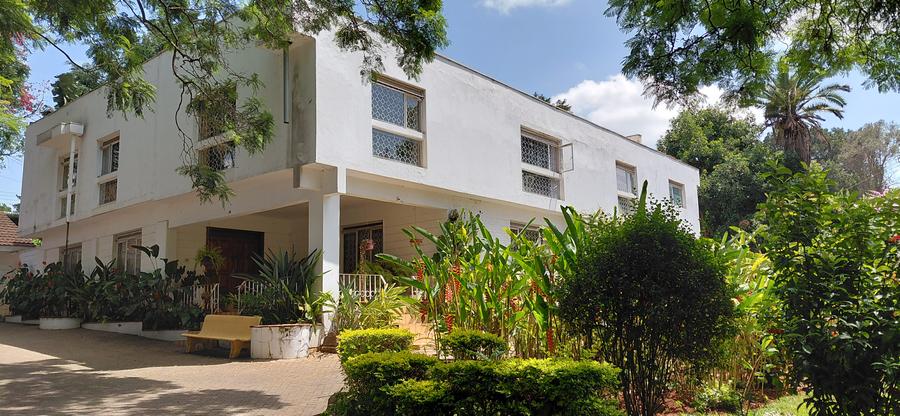 5 Bed House with Staff Quarters in Thigiri - Aanzicht 3