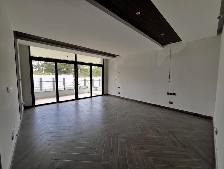 5 Bed Villa with En Suite at Nyari - Widok 5