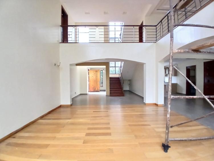 4 Bed Townhouse with En Suite at Lavington Green - Fler
