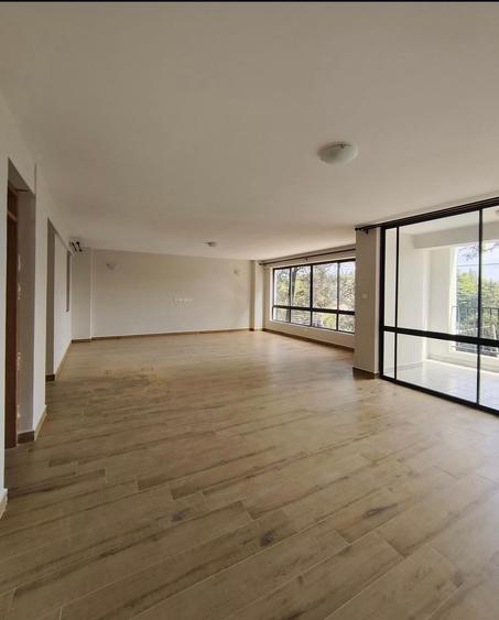 3 Bed Apartment with En Suite in Kileleshwa