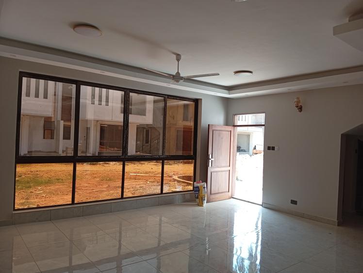 4 Bed Townhouse with Swimming Pool at Kikambala - Vista 5