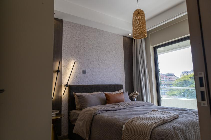 2 Bed Apartment with En Suite at Wood Avenue - Vaade 2