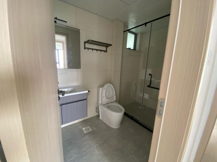 3 Bed Apartment with En Suite in Rhapta Road - Więcej