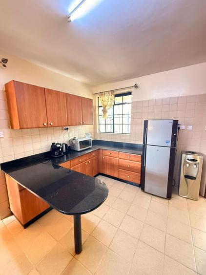 Serviced 3 Bed Apartment with En Suite at Statehouse Road - Bild 3