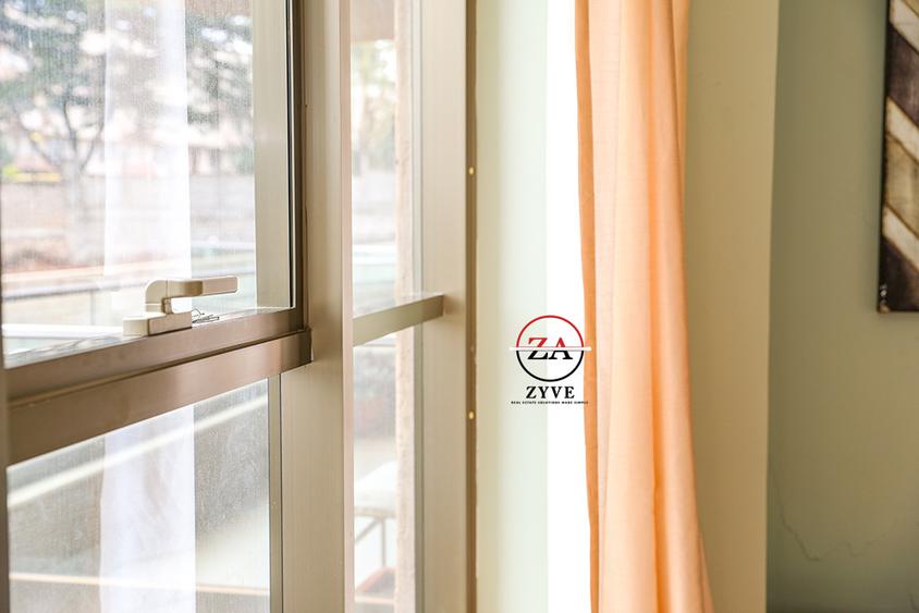 3 Bed Apartment with En Suite at Sixth Parklands Avenue - Fler