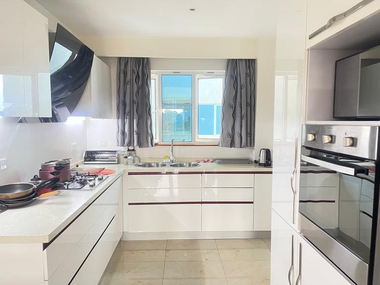 Furnished 2 Bed Apartment with En Suite in Westlands Area - Aanzicht 4