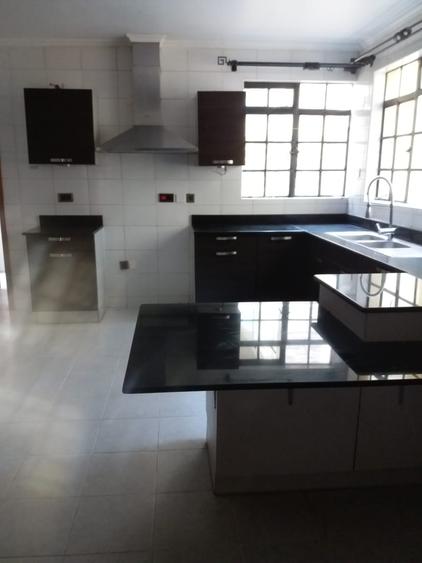 5 Bed Townhouse in Lavington - Vista 4