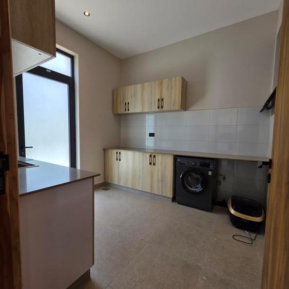 4 Bed Villa with En Suite in Loresho - Meer