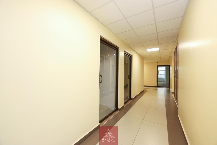 1,300 ft² Office with Backup Generator at Westlands Road – pohled 6