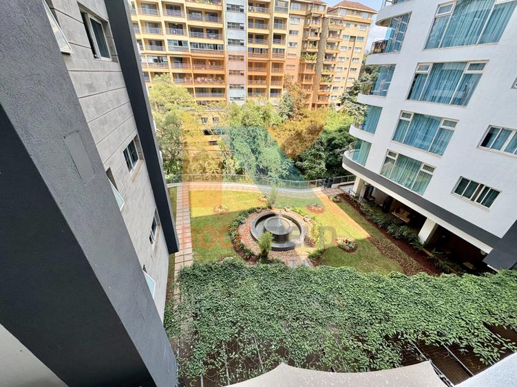 3 Bed Apartment with En Suite in Riverside - Aanzicht 4