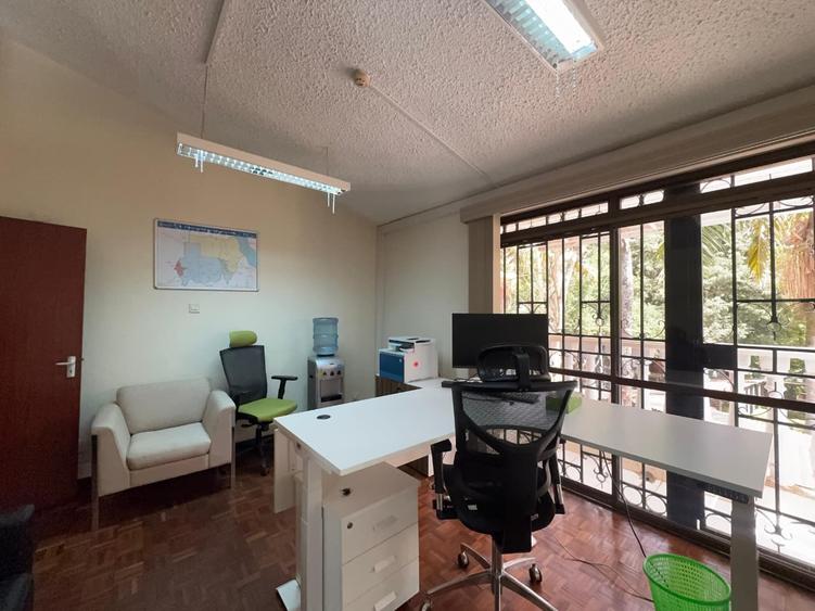 0.5 ac Commercial Property with Backup Generator in Gigiri – další