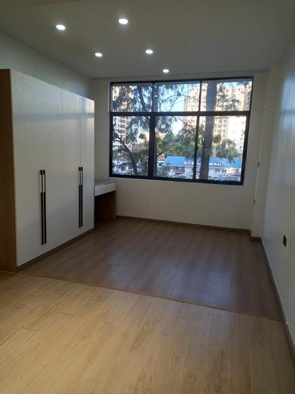 Studio Apartment with Swimming Pool in Kilimani - Aanzicht 4