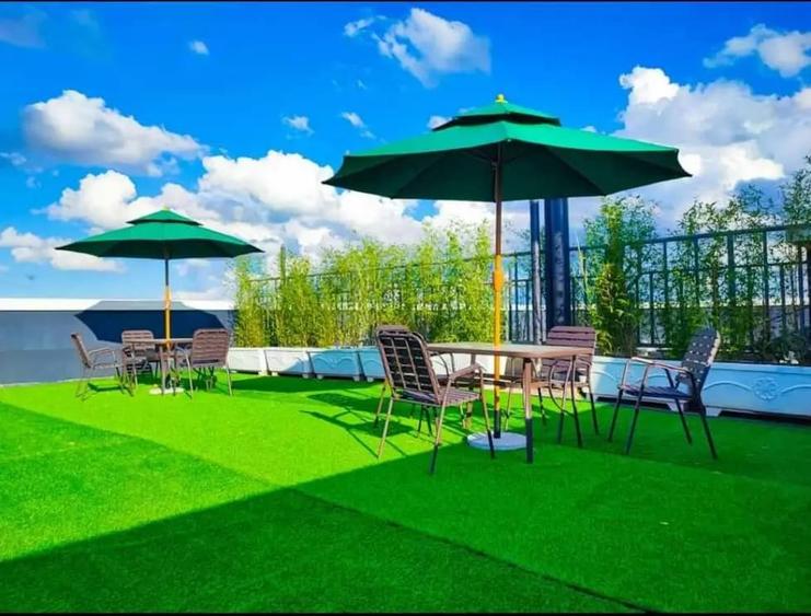 Studio Apartment with Swimming Pool in Kilimani - Aanzicht 2