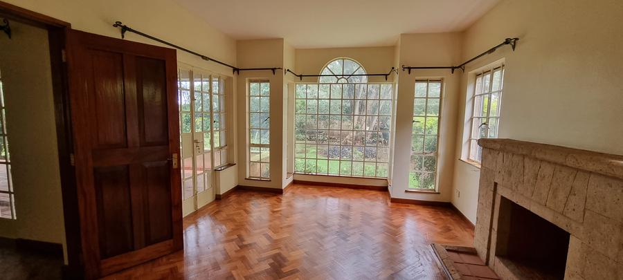5 Bed Townhouse with En Suite at Lone Tree - Aanzicht 4