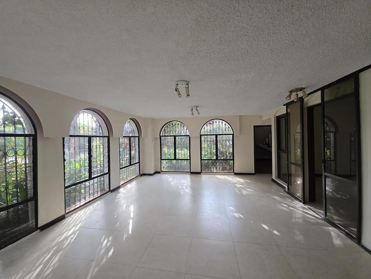 5 Bed Villa with En Suite in Muthaiga - Fler