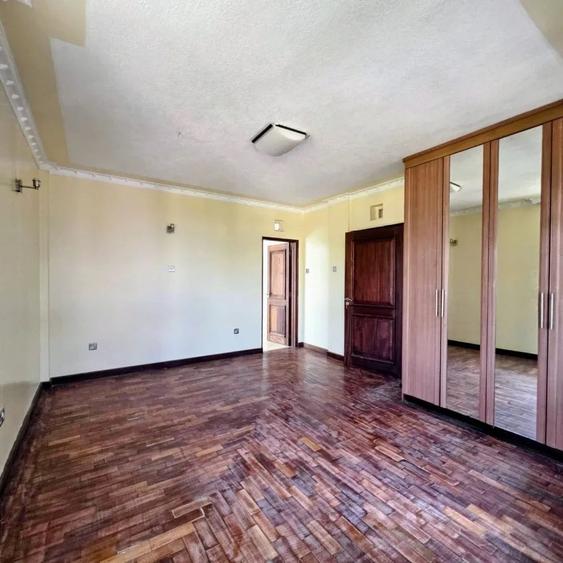 1 Bed Apartment with En Suite in State House - Bild 3