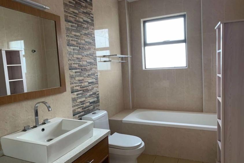 4 Bed Apartment with En Suite in Brookside - Ansicht 4