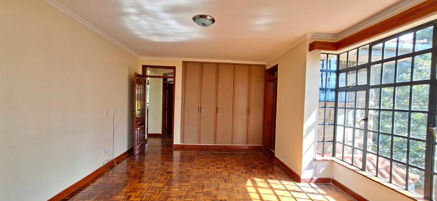 4 Bed House with En Suite at Off Redhill Road - Bild 5