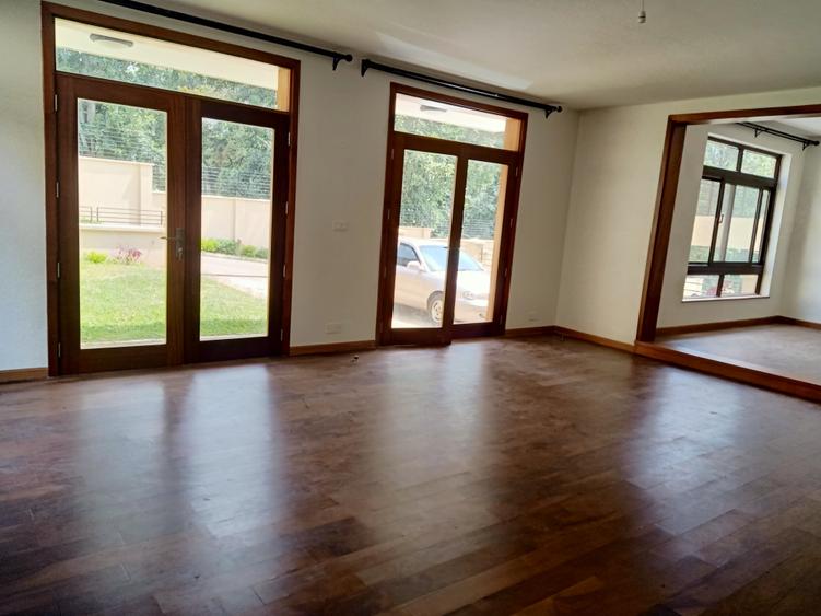 5 Bed Townhouse with En Suite at Njumbi Rd – pohled 4
