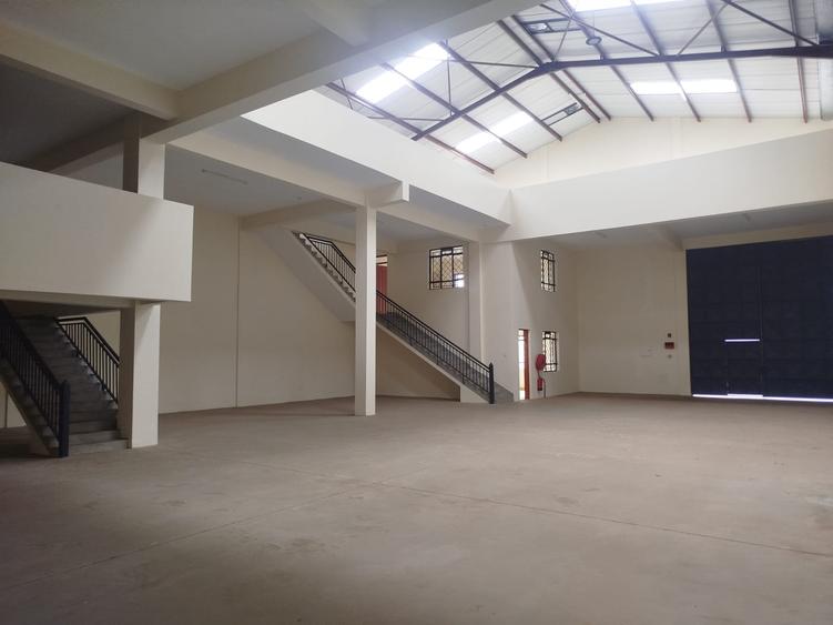 7,530 ft² Warehouse with Parking in Ruaraka - Widok 5