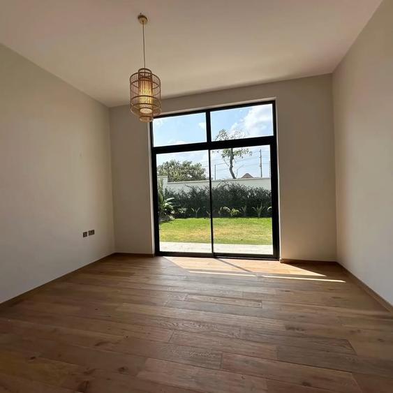 5 Bed Townhouse with En Suite in Runda - Bild 4