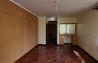 4 Bed Townhouse with En Suite in Lavington - 17