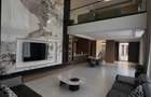 5 Bed Townhouse with En Suite in Lavington - 3