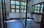 5 Bed Villa with En Suite at Moyne Drive - 3