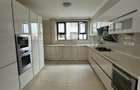 3 Bed Apartment with En Suite in Riverside - 5