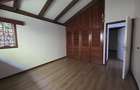 4 Bed House with En Suite in Lake View - 9
