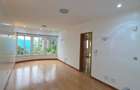 4 Bed Townhouse with En Suite at Riverside Drive - 6