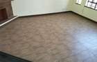 5 Bed Townhouse with En Suite in Lavington - 10