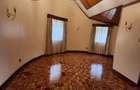 5 Bed House with En Suite at Hardy Area - 4