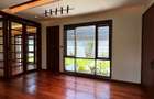 5 Bed House with En Suite in Runda - 14