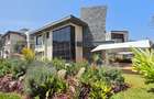 4 Bed House with En Suite at Loresho Road - 1