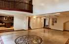 5 Bed Townhouse with En Suite in Lavington - 2
