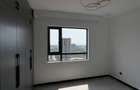 1 Bed Apartment with En Suite at Valley Arcade - 6